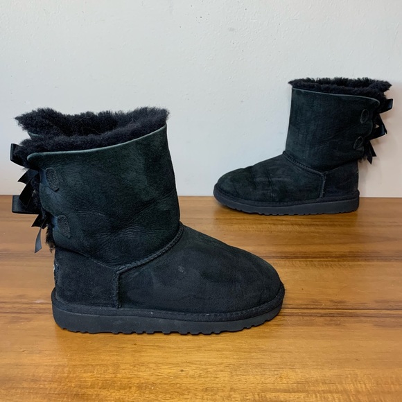 UGG Other - UGG Bailey Bow Shearling Winter Boot Girls Size 3